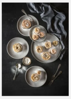 Apple Roses Tartlets Canvastavla (30x40 cm)