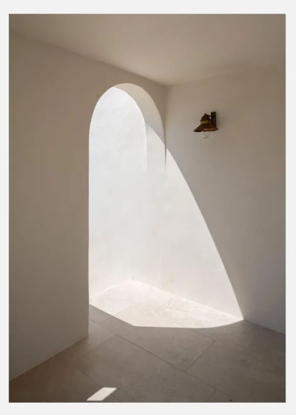 Arch Shadows Canvastavla (30x40 cm)