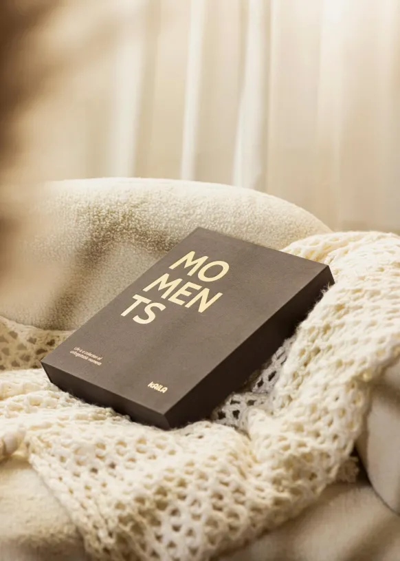 KAILA MOMENTS Black - Coffee Table Photo Album (60 Svarta Sidor / 30 Blad)