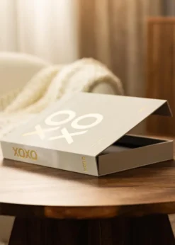 KAILA XOXO Creme - Coffee Table Photo Album (60 Svarta Sidor / 30 Blad)