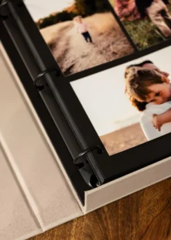 KAILA XOXO Greige - Coffee Table Photo Album (60 Svarta Sidor / 30 Blad)