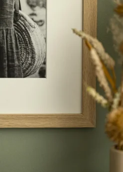 Passepartout Vit Standard (Vit Kärna) 32x32 cm (21x21)