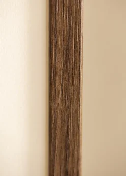 Ram Ares Valnöt 40x50 cm - Dubbel Passepartout Vit 29,7x42 cm (A3)