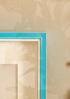 Ram Diana Ljusblå 30x45 cm - Passepartout Vit 20x35 cm