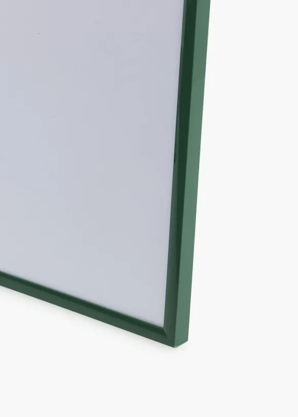 Ram New Lifestyle Moss Green 70x100 cm - Passepartout Vit 59,4x84 cm (A1)