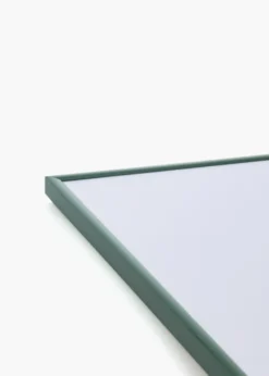 Ram New Lifestyle Moss Green 70x100 cm - Passepartout Vit 59,4x84 cm (A1)