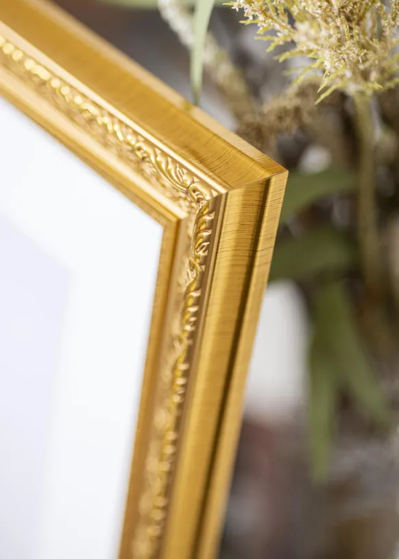 Ram Ornate Guld 20x30 cm - Passepartout Vit 9x11 cm