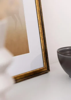 Ram Ringa Guld 30x40 cm
