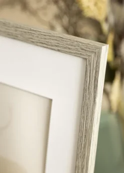Ram Stilren Grå Ek 60x80 cm - Passepartout Vit 50x69 cm