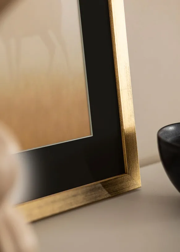 Ram Stilren Guld 40x50 cm - Passepartout Svart 29,7x42 cm (A3)
