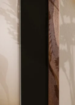 Ram Stilren Valnöt 30x30 cm - Passepartout Svart 20x20 cm