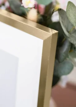 Ram Trendy Guld 70x90 cm