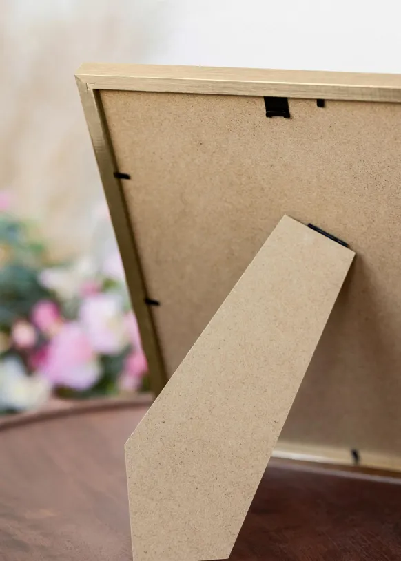 Ram Trendy Guld 20x30 cm - Passepartout Vit 10x20 cm