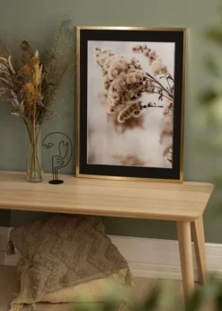 Ram Trendy Guld 50x70 cm - Passepartout Svart 42x59,4 cm (A2)