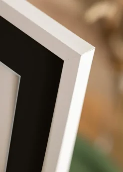 Ram Trendy Vit 50x60 cm - Passepartout Svart 35x45 cm